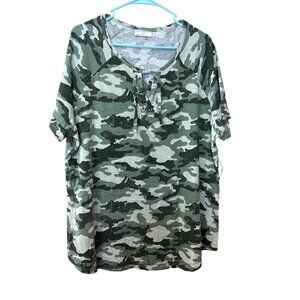 Bobbie Brooks Ladies Camo Lace-Up Neck Top Size 2X Short Sleeve Casual Shirt